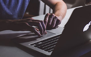 利物浦对阵利兹联预测首发阵容：绍博斯洛伊伤愈回归助力状态回升的红军